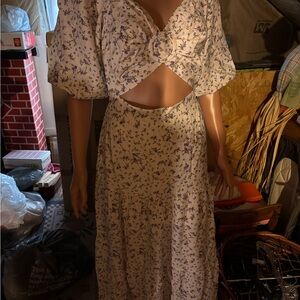 Ladies MINKPINK Floral Maxi Dress - Cream and Purple Size M